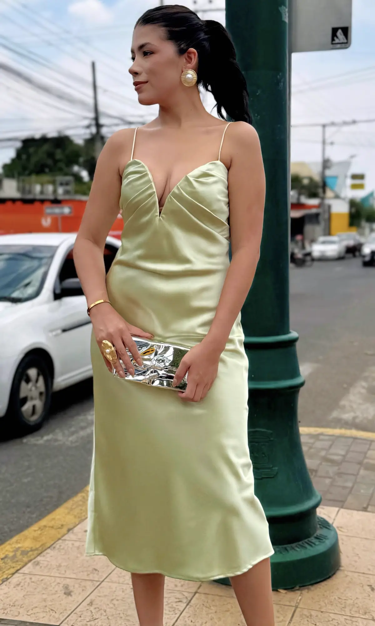 Vestido Midi Lencero Satinado