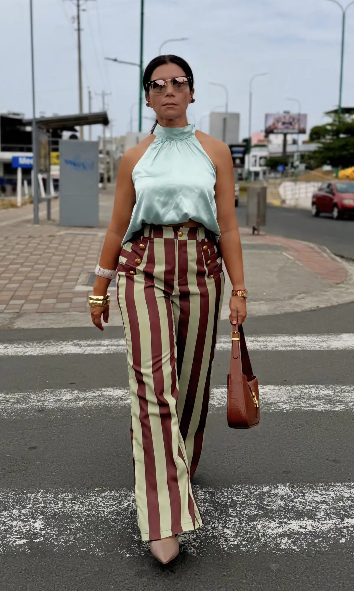 Blusa Halter Satinada