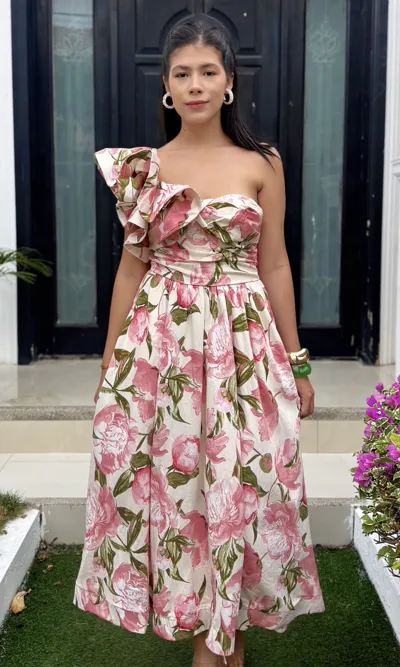 Vestido Midi Volante Asimétrico