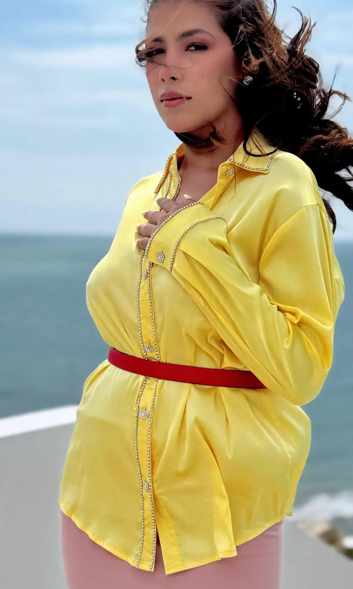 Camisa con Pedrería