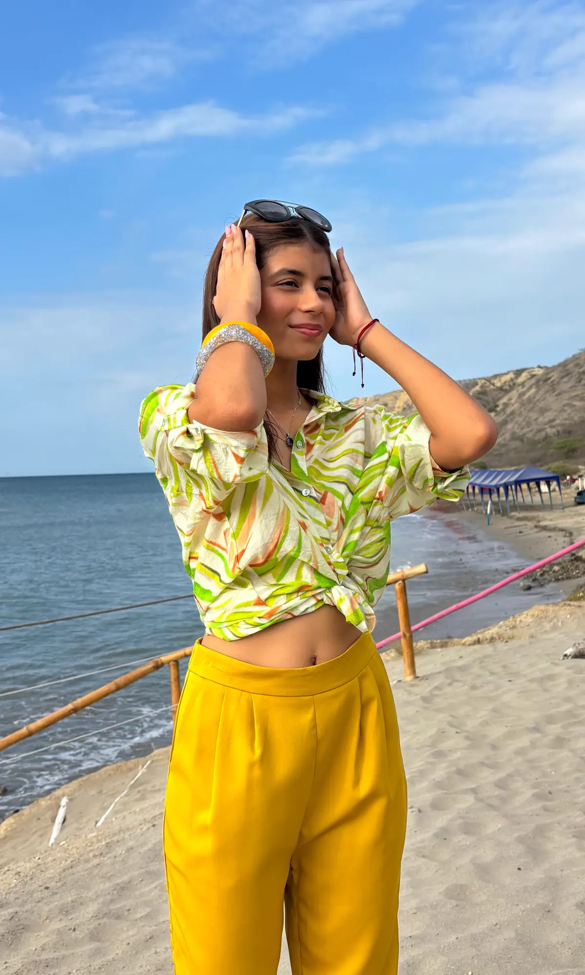 Camisa Oversized Hojas Tropicales