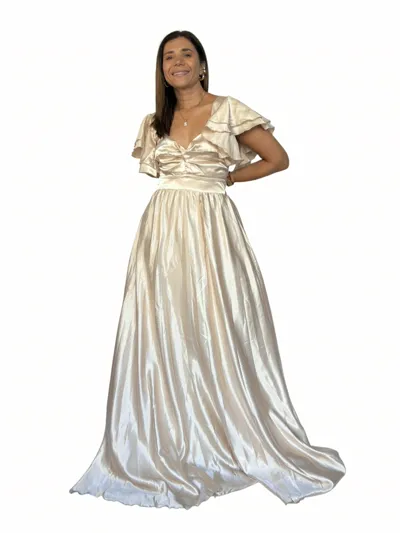 Vestido Largo Champán Volante