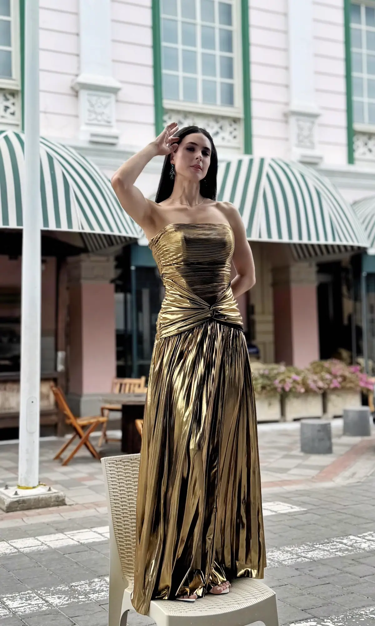 Vestido Largo Metalizado Plisado